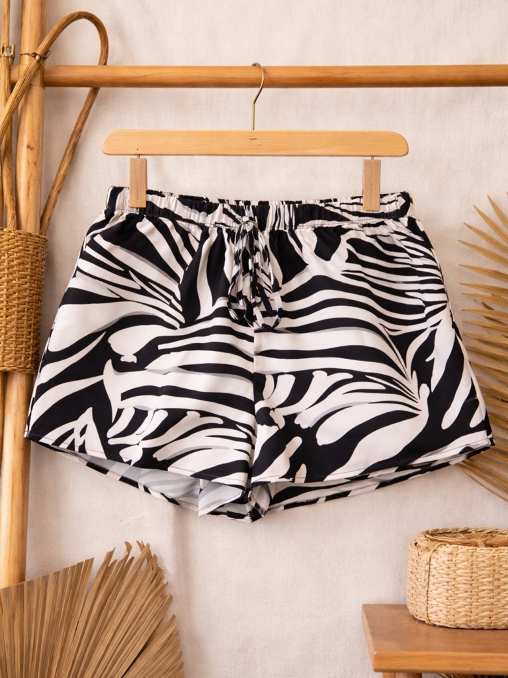 SHEIN Zebra Print Bermudas